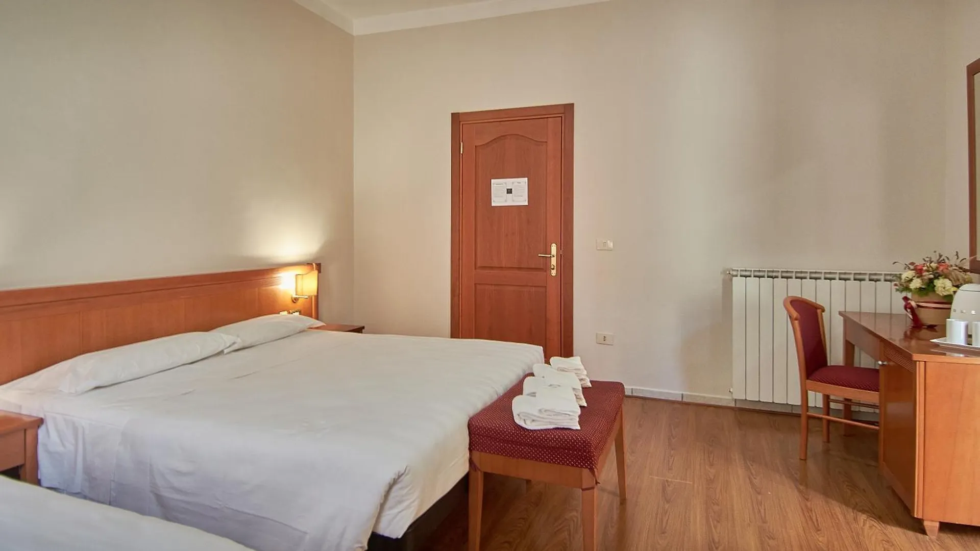 Sottoassisi - Guest House 0*, Assisi Italia