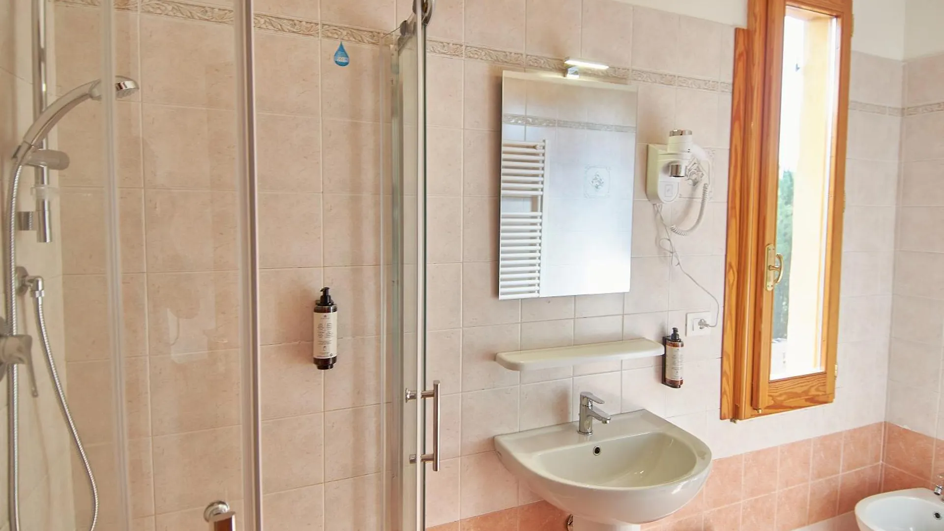 Sottoassisi - Guest House 0*, Assisi Italia
