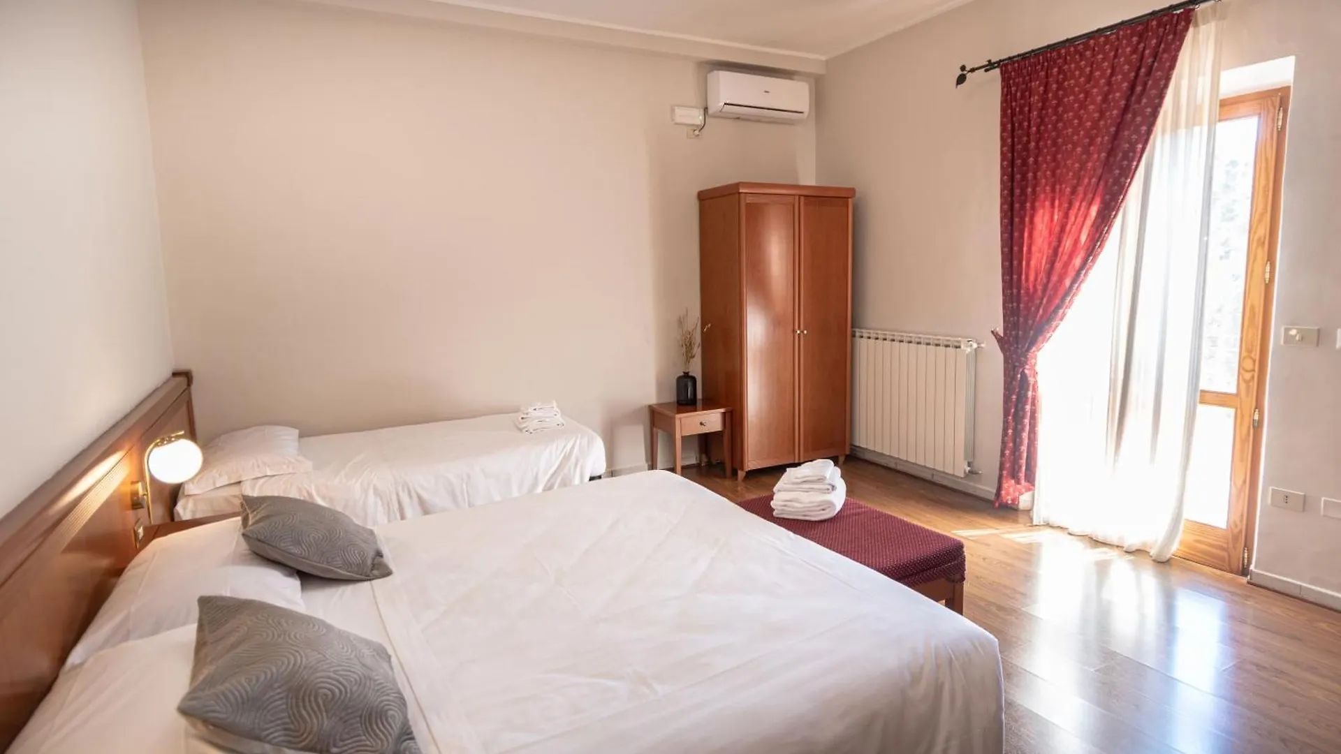 Sottoassisi - Guest House