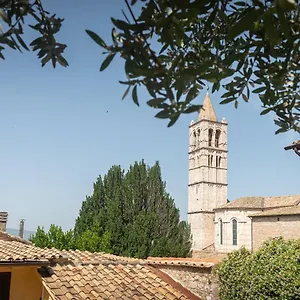 Il Chiostro Assisi